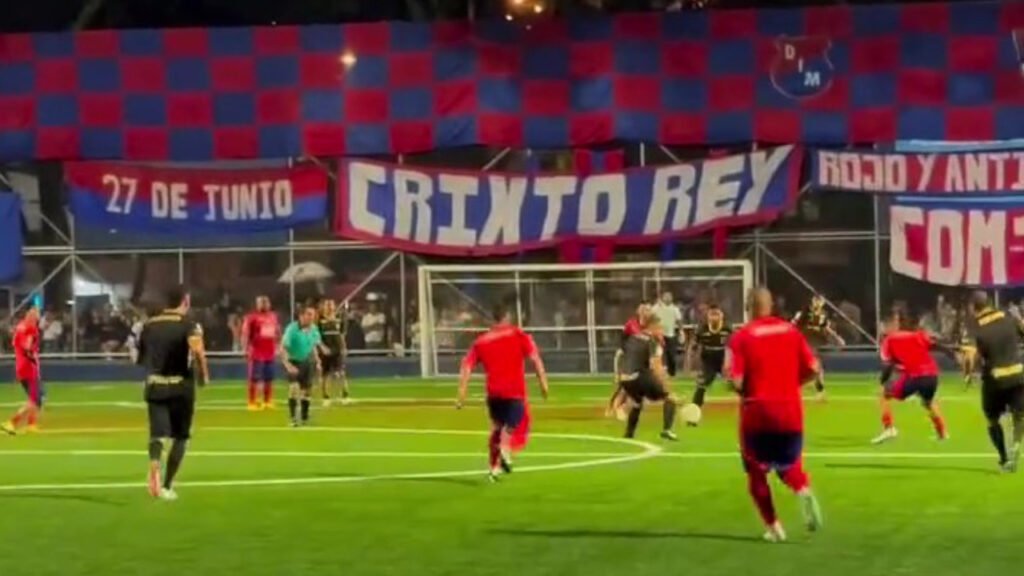 ¡Golazo de convivencia! Cristo Rey se une en el «Clásico por la Paz»