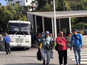 Un sistema de transporte que dinamiza la economía hatillana