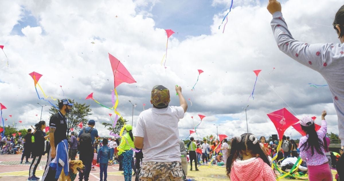 Los mejores parques para elevar cometa en Bogotá este 2025