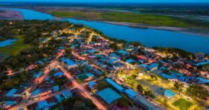Así es el mágico pueblito del llano a la orilla del río Meta que inspiró una famosa novela colombiana