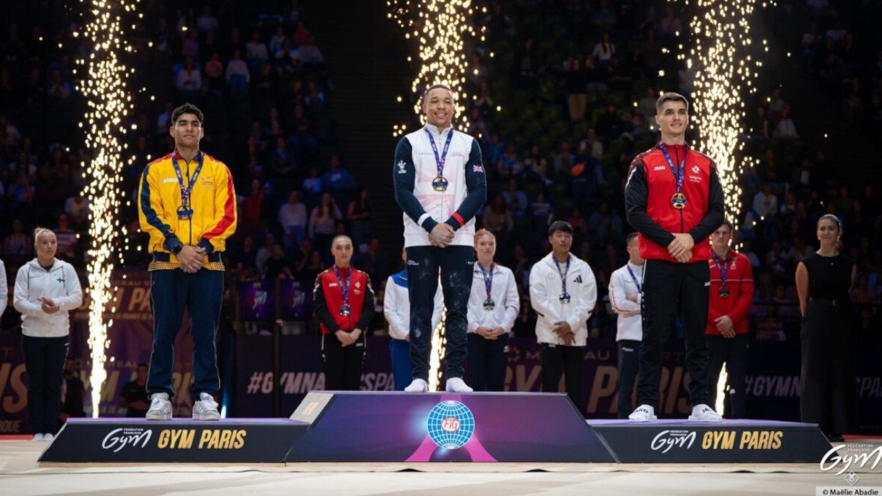 ¡Un espectáculo en las barras! Ángel Barajas eleva a Colombia al podio mundial