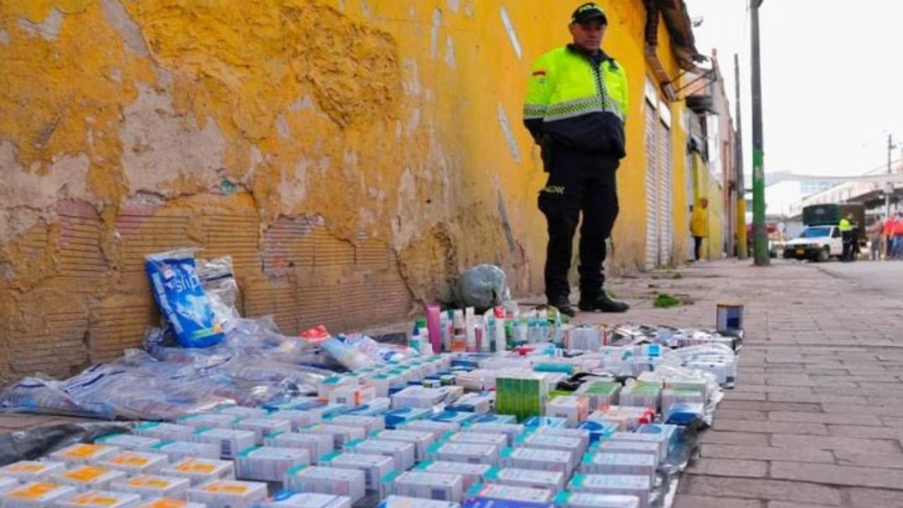 Autoridades realizaron megatoma en Kennedy para recuperar espacio público