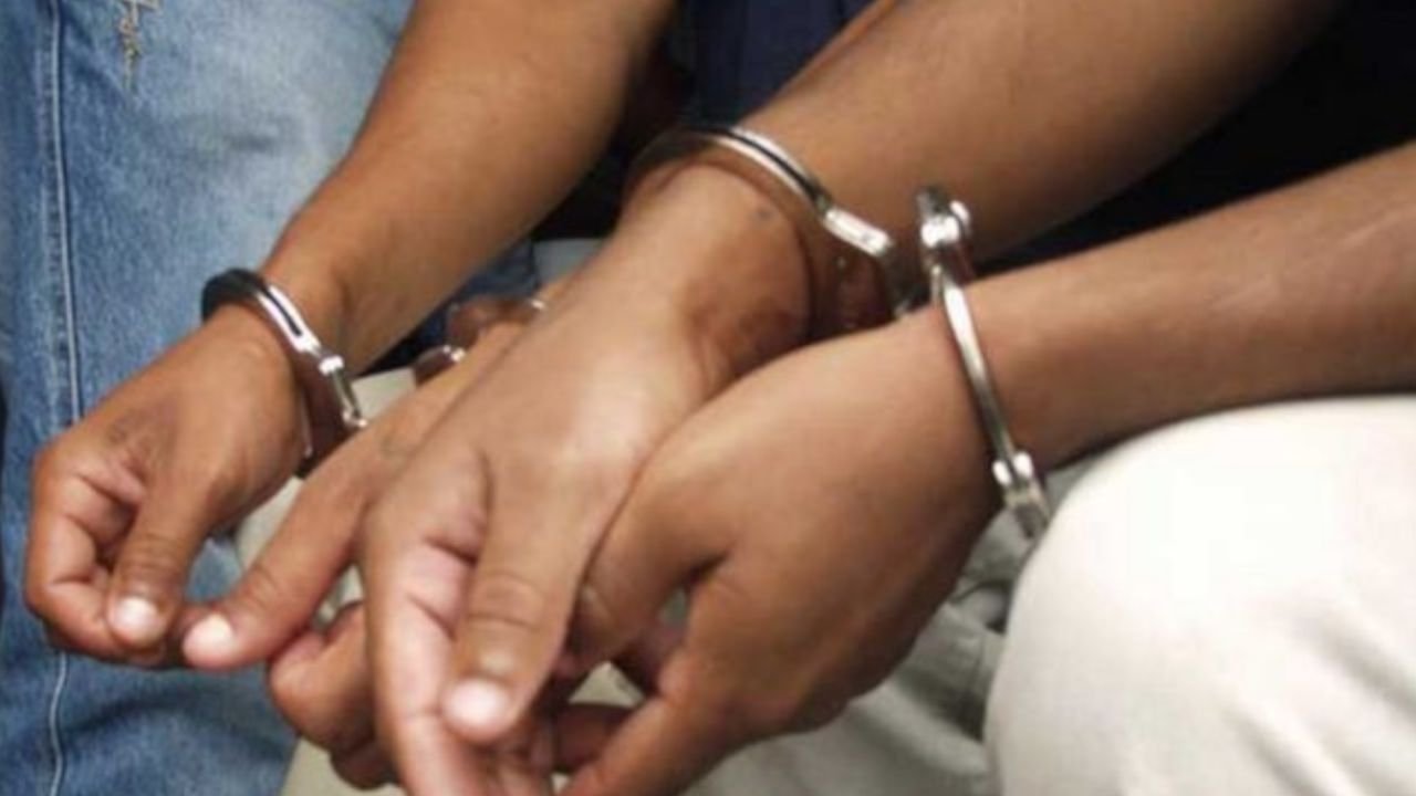 Persecución policial contra dos integrantes de la banda