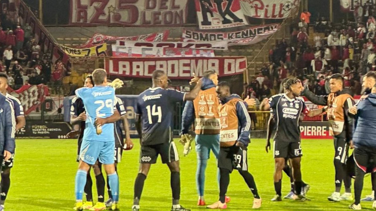 ¡El Poderoso de las remontadas! El DIM humilló a Santa Fe con goleada 3-0