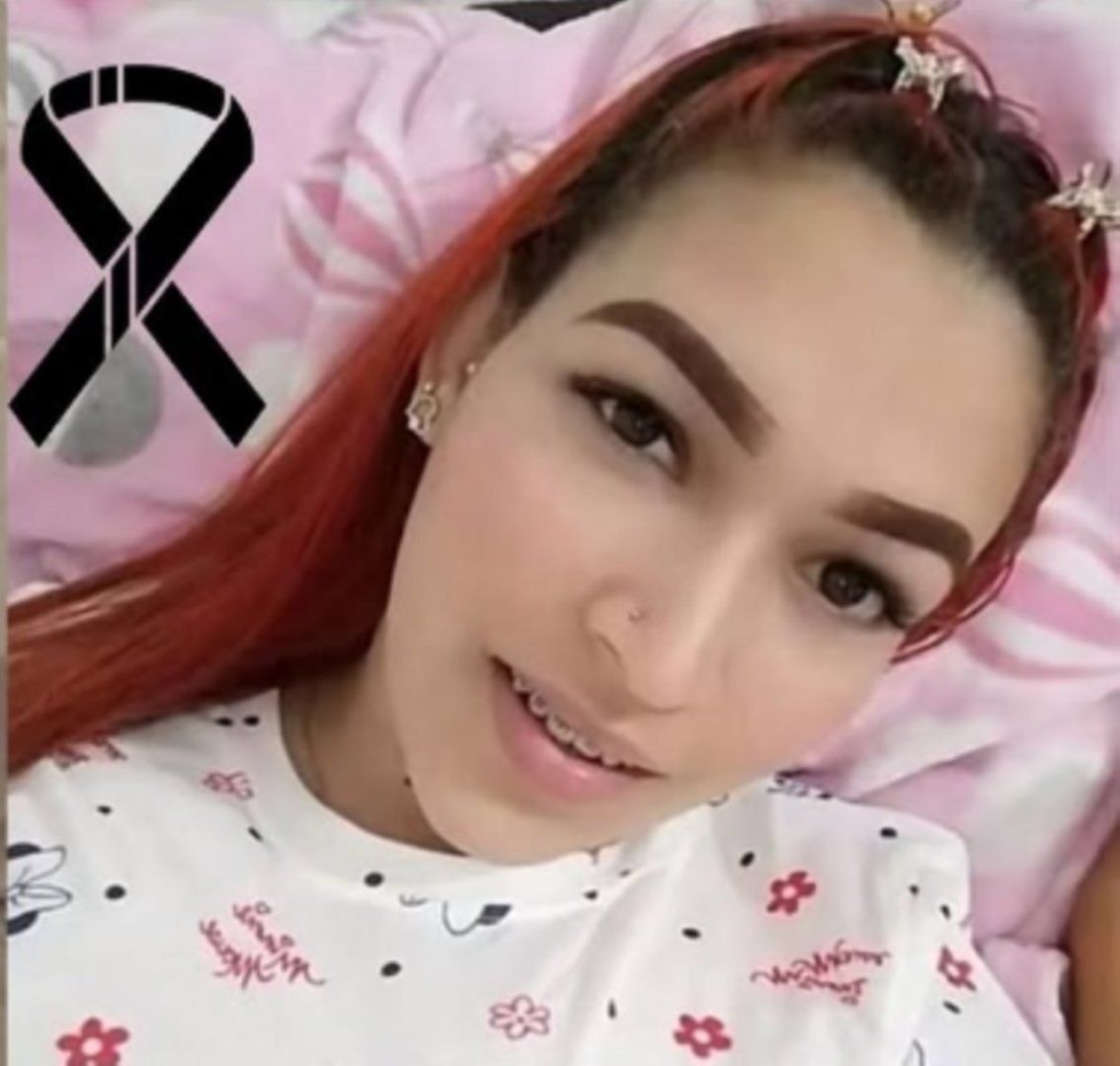 fue brutalmente atacada con un martillo