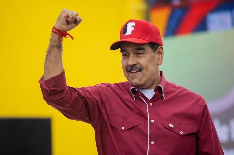 Nicolás Maduro pide a Trinidad y Tobago a evitar que EE.UU. «meta una guerra en el Caribe»