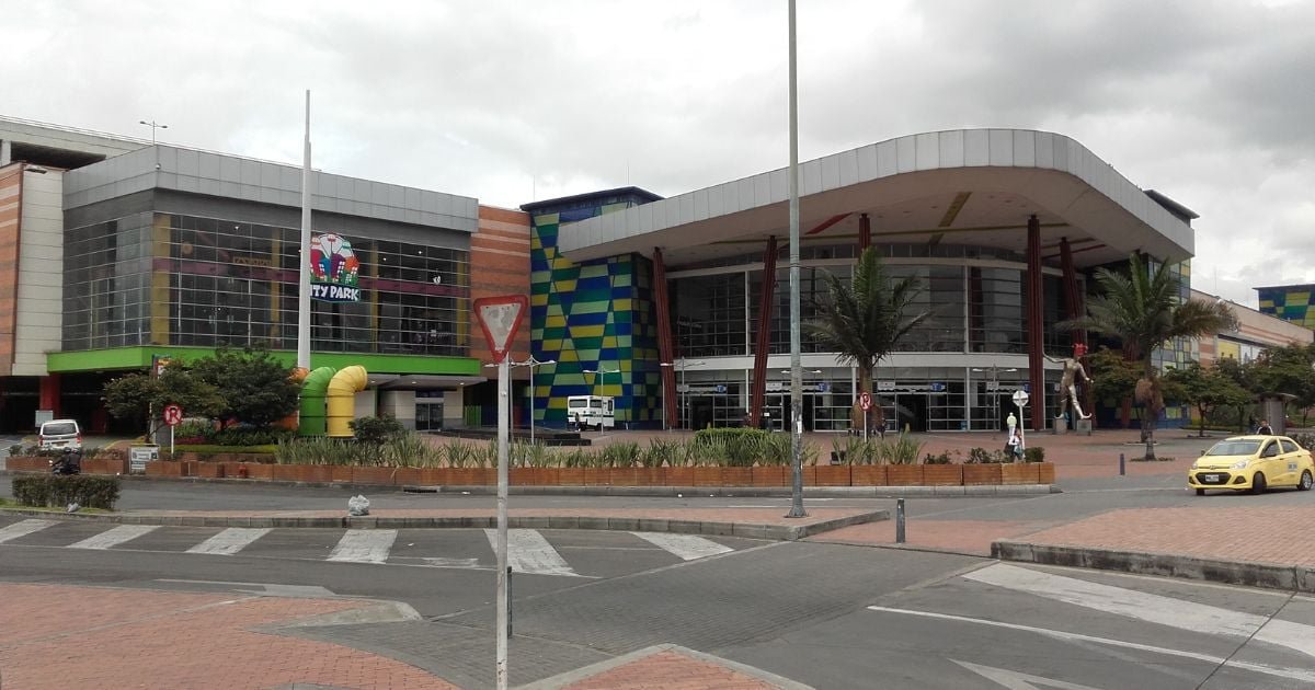 La poderosa y millonaria familia dueña de Centro Mayor, el centro comercial más grande de Bogotá